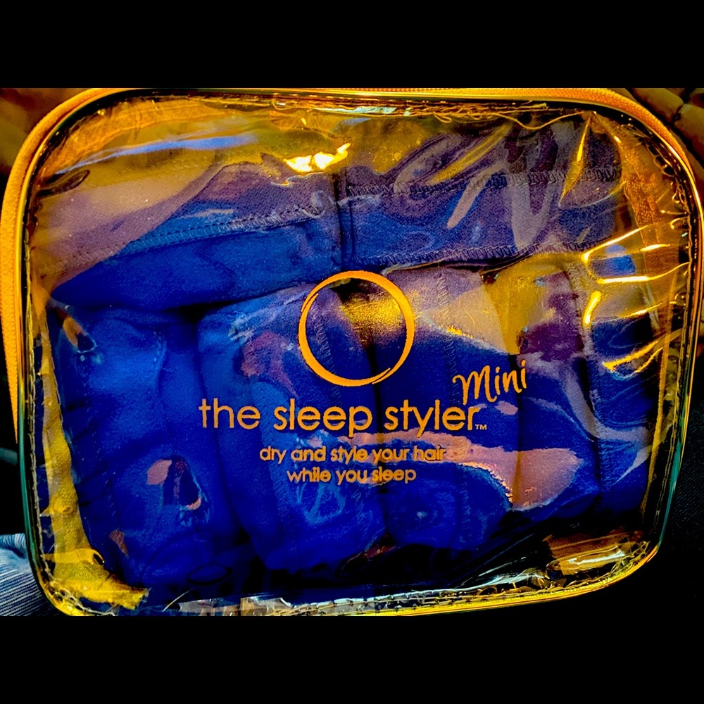 The Sleep Styler Mini hair rollers. Set of 12.